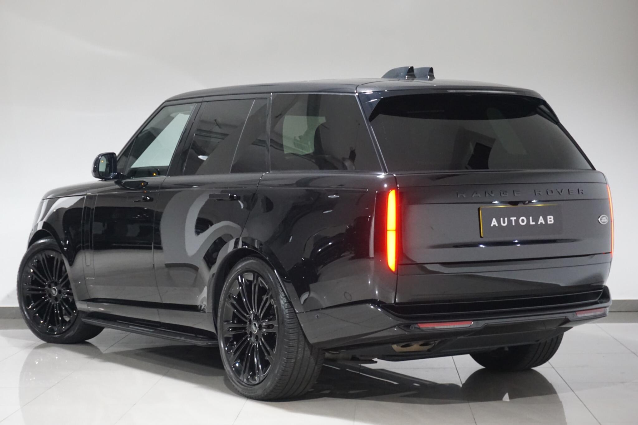 Land Rover Range Rover 3.0 D300 MHEV Autobiography Auto 4WD Euro 6 (s/s) 5dr